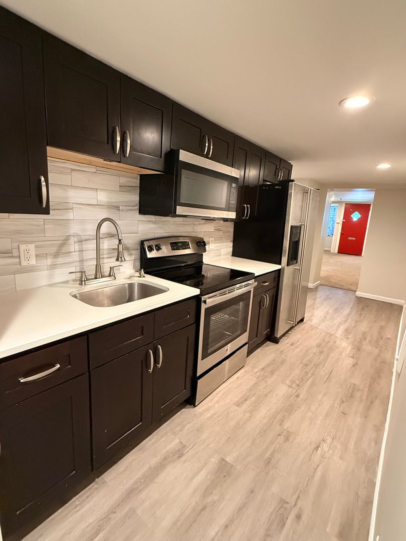 Philadelphia Apartment: 37 N 63rd St