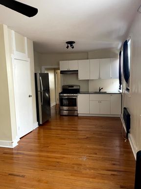 Welcome to 5236 Walnut Street Unit 2R! – photo 1