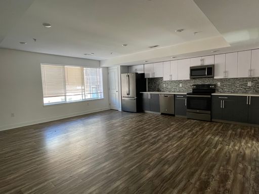 Lovely 2 Bedroom Apartment in Brewerytown! – photo 1