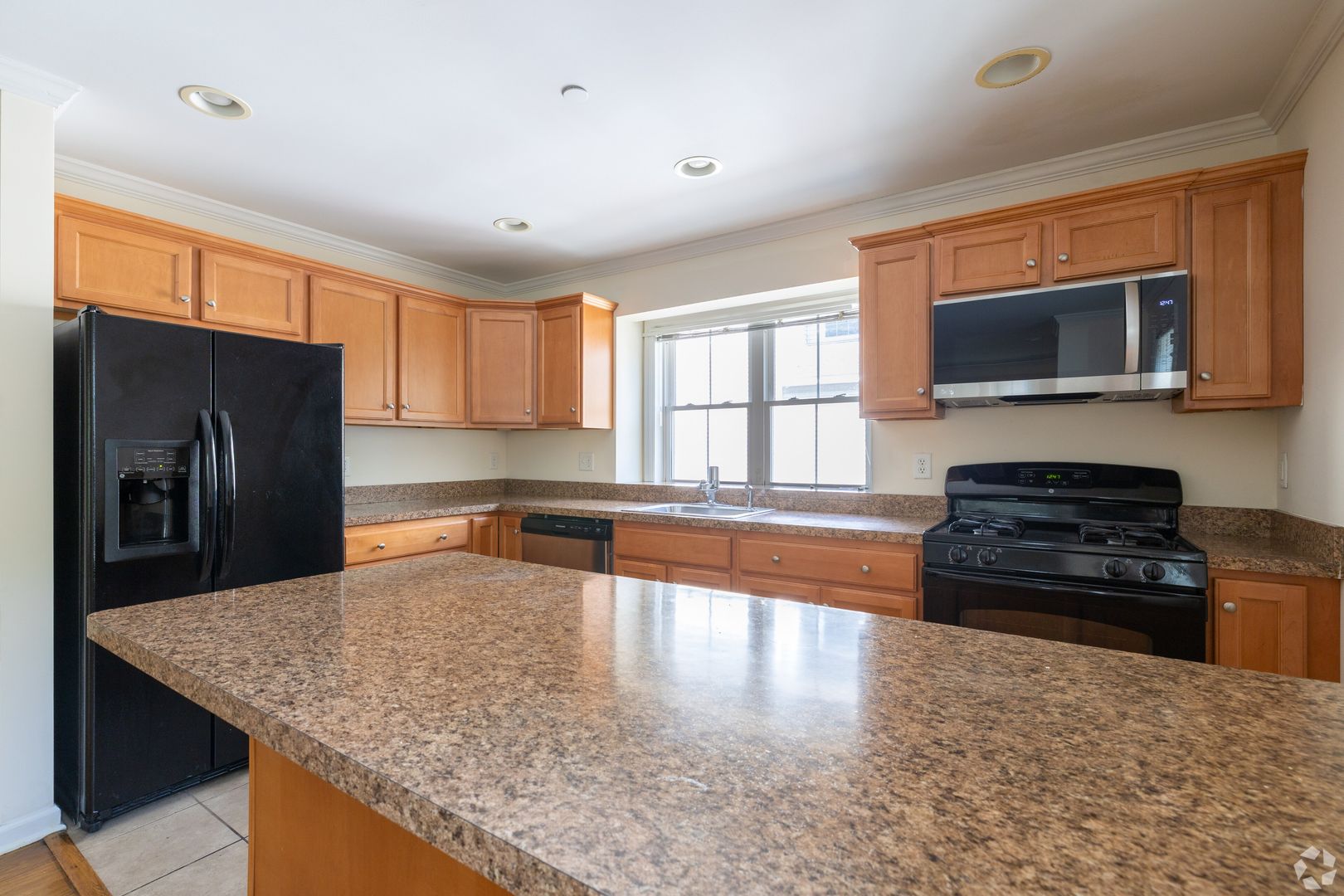 Norwalk Townhome: 4 Summer Street