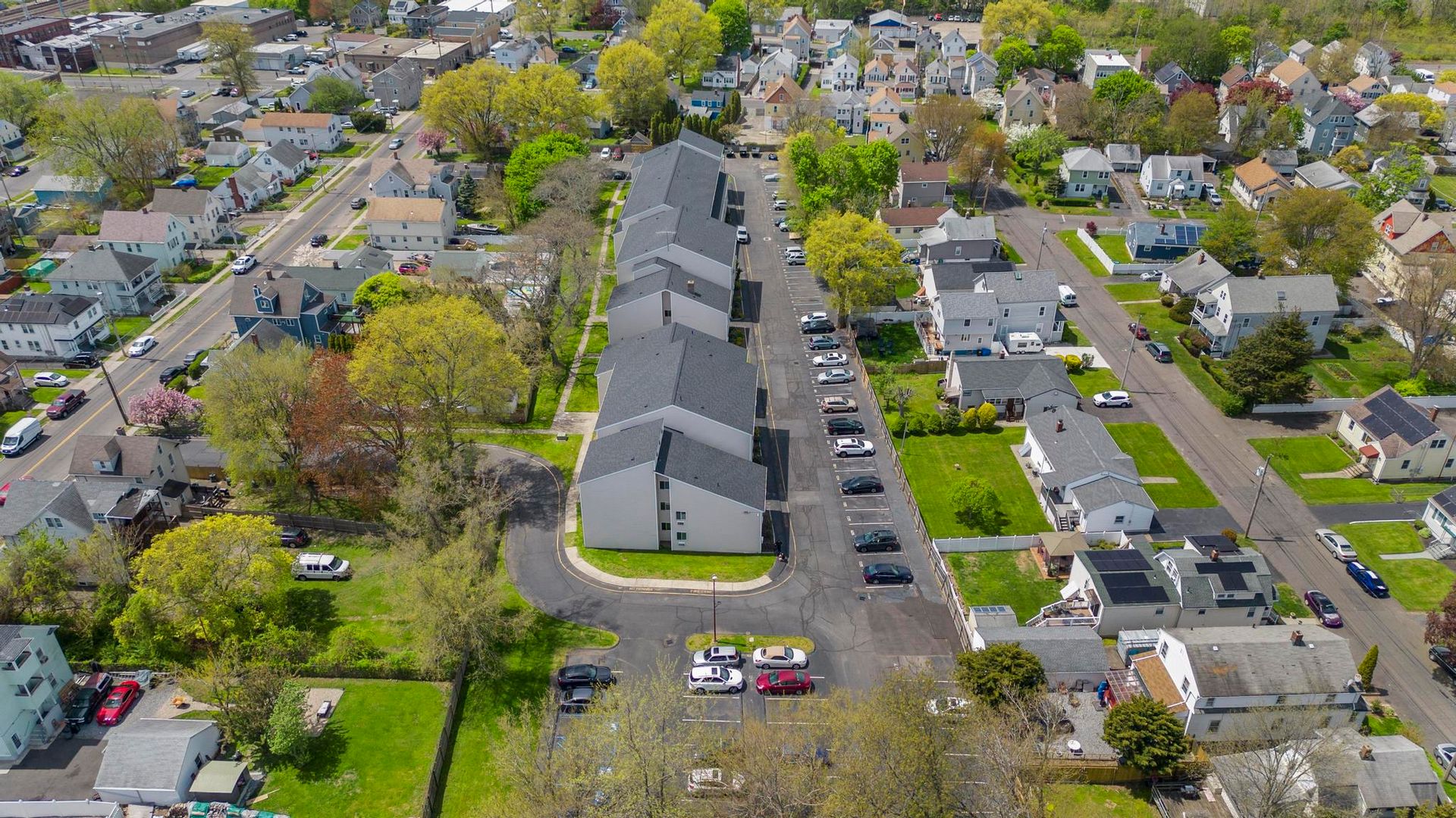 446-556 Hollister Street