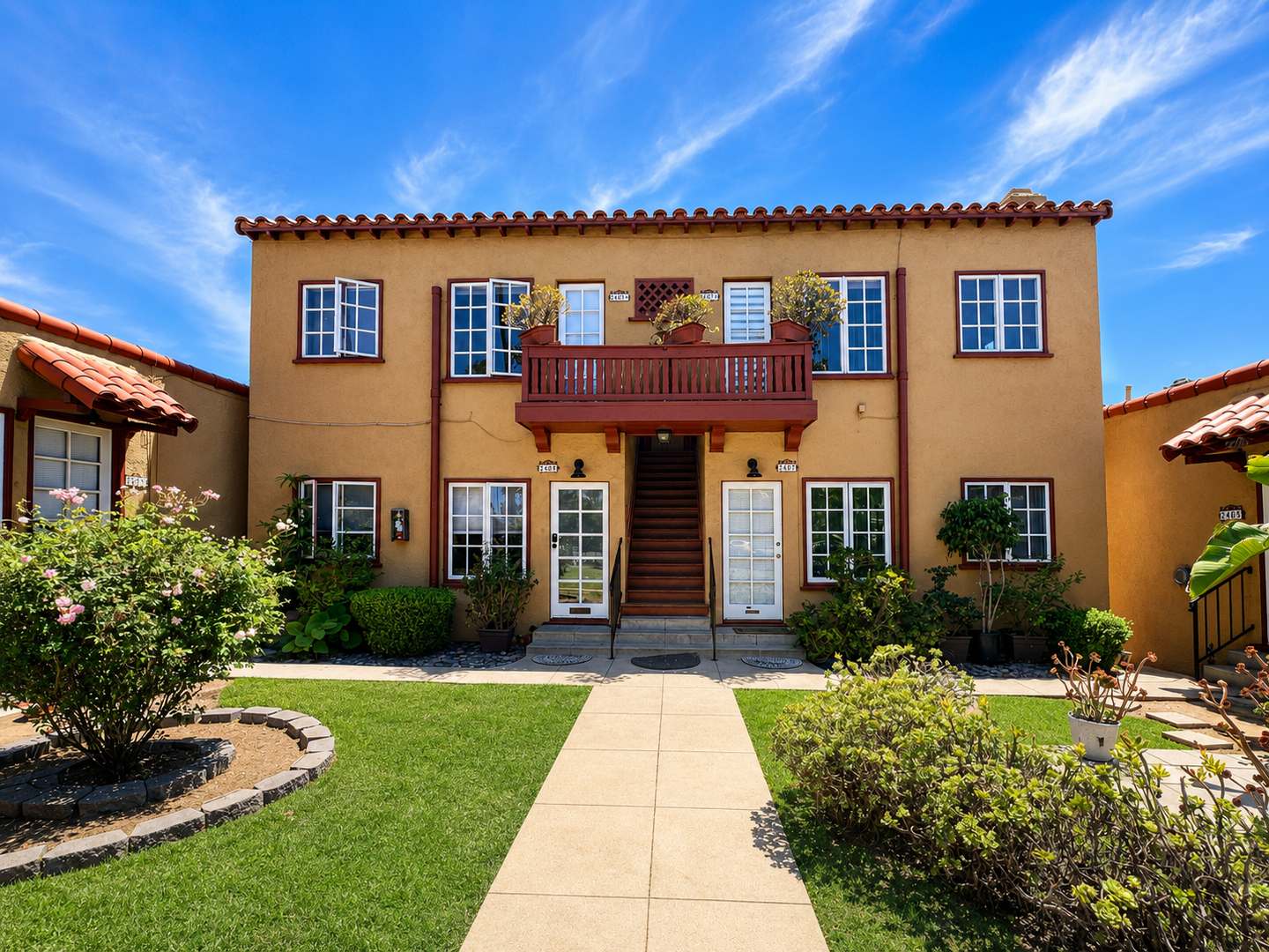 San Diego Apartment: 2401-15 G Street