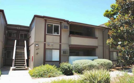 Beautifully remodeled 2 bedroom, 1.5 bathroom condo! – photo 1