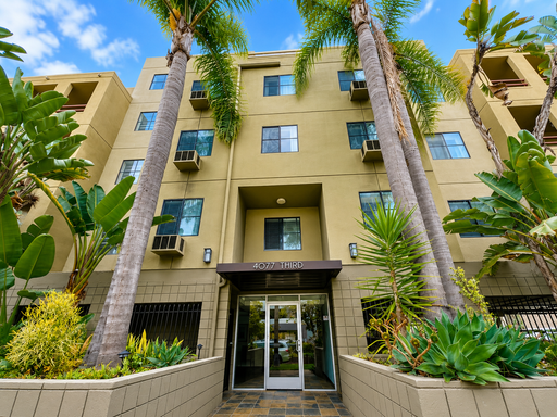 Charming 1 Bedroom Condo in Prime Hillcrest Location – Available Now! – photo 1