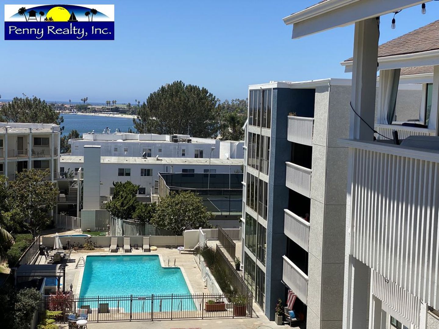 San Diego Condo: 4016 Gresham Street #B4