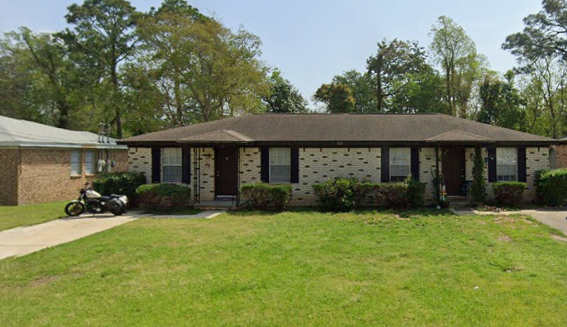 Pensacola House: 820 Calhoun Ave - A