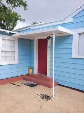 Studio Apartment on Gadsden St – photo 1
