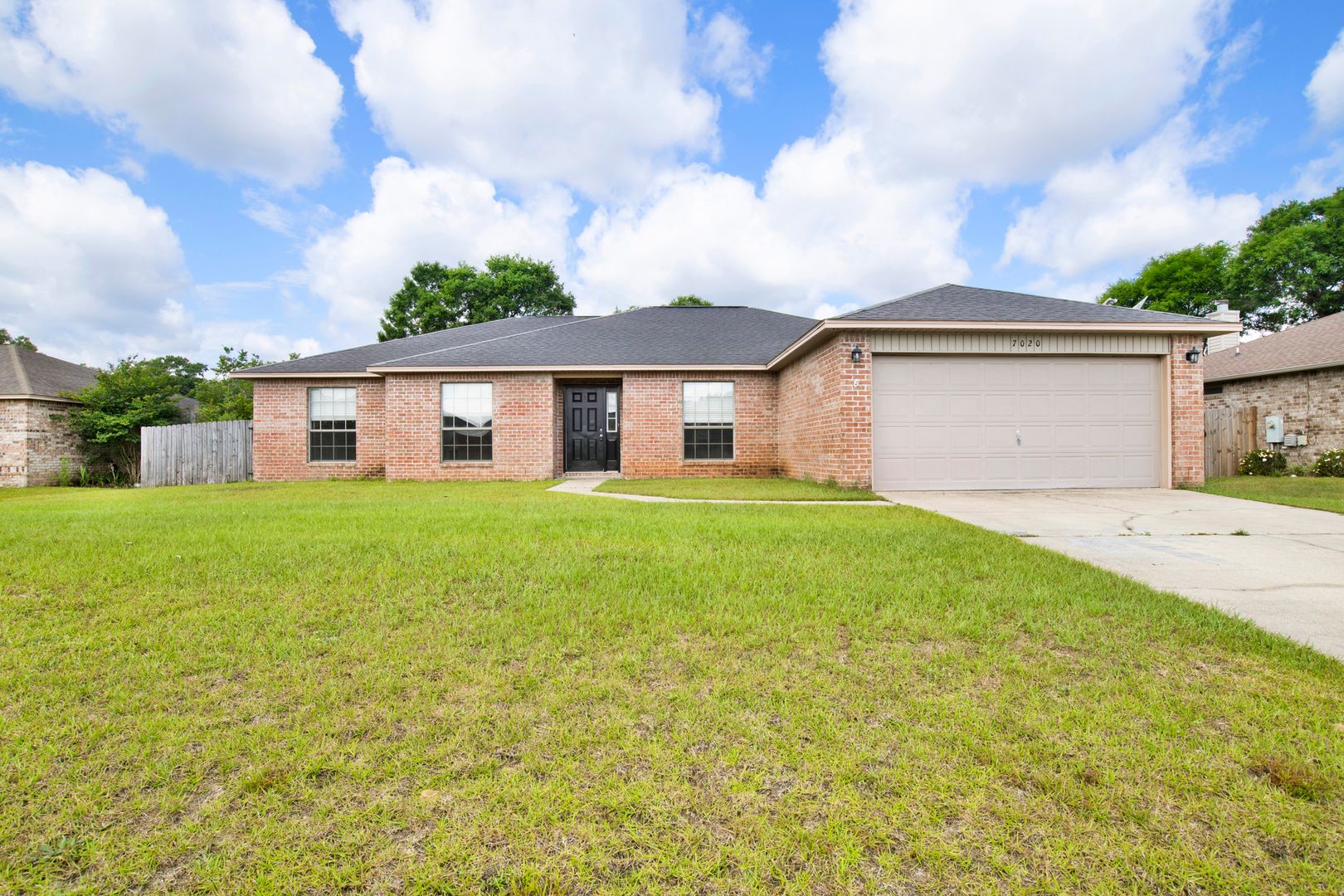 Milton House: 7020 Season Dr