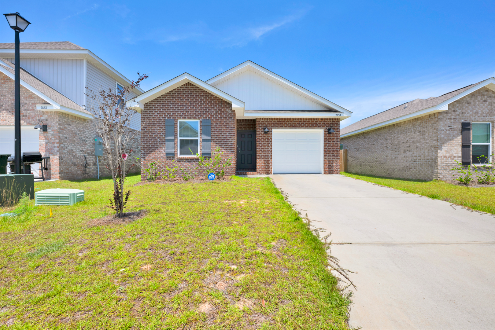 Pensacola House: 9854 Starling Dr