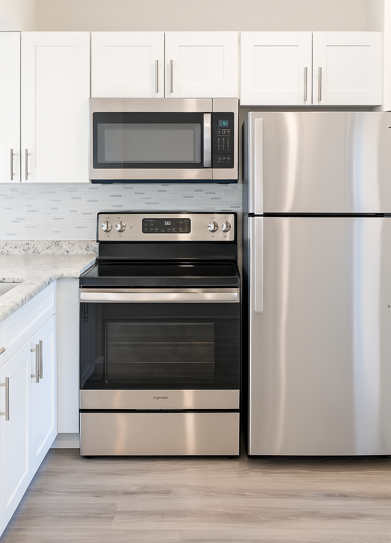 Palm Springs Apartment: 965 Manor Dr