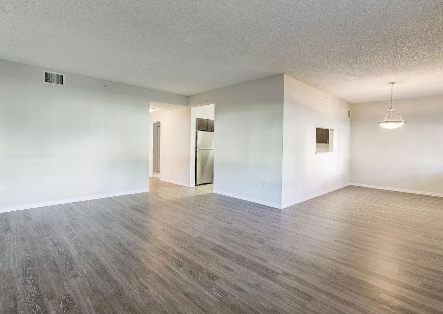 West Palm Beach Apartment: 4685 N. Haverhill Road