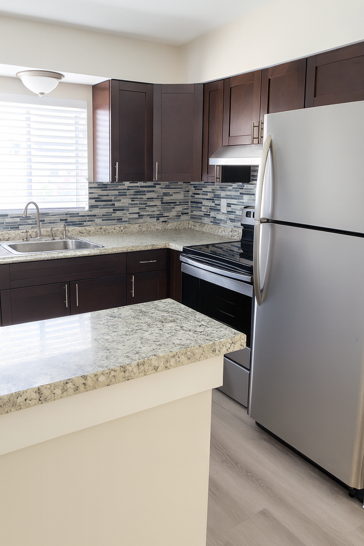 Boca Raton Apartment: 480 W Camino Real