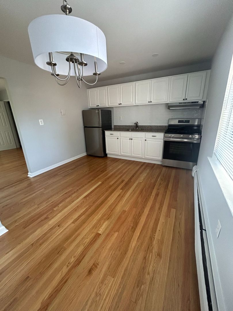 Matawan Apartment: 171 Matawan Ave