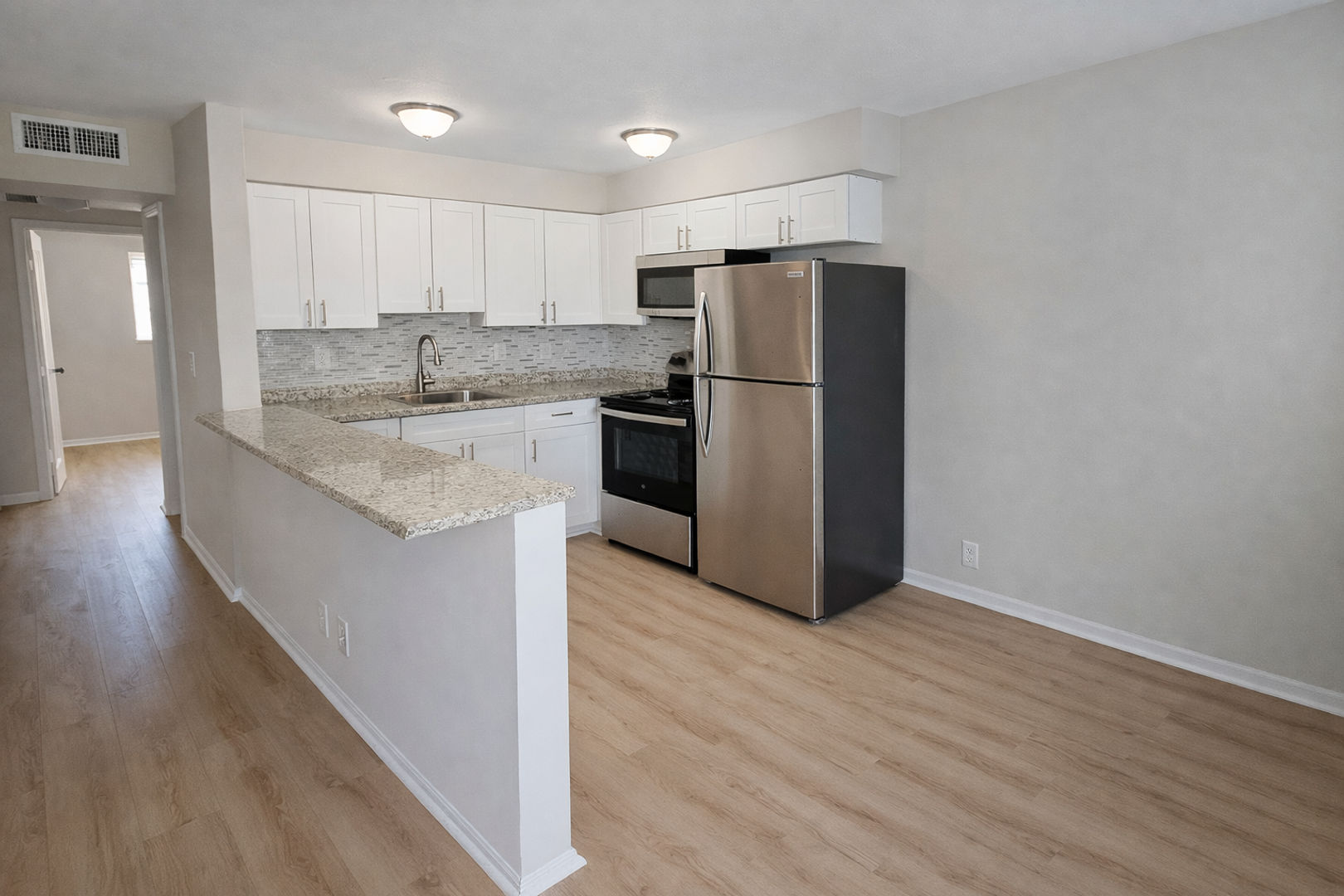 Boca Raton Apartment: 4670 NE 5th Ave