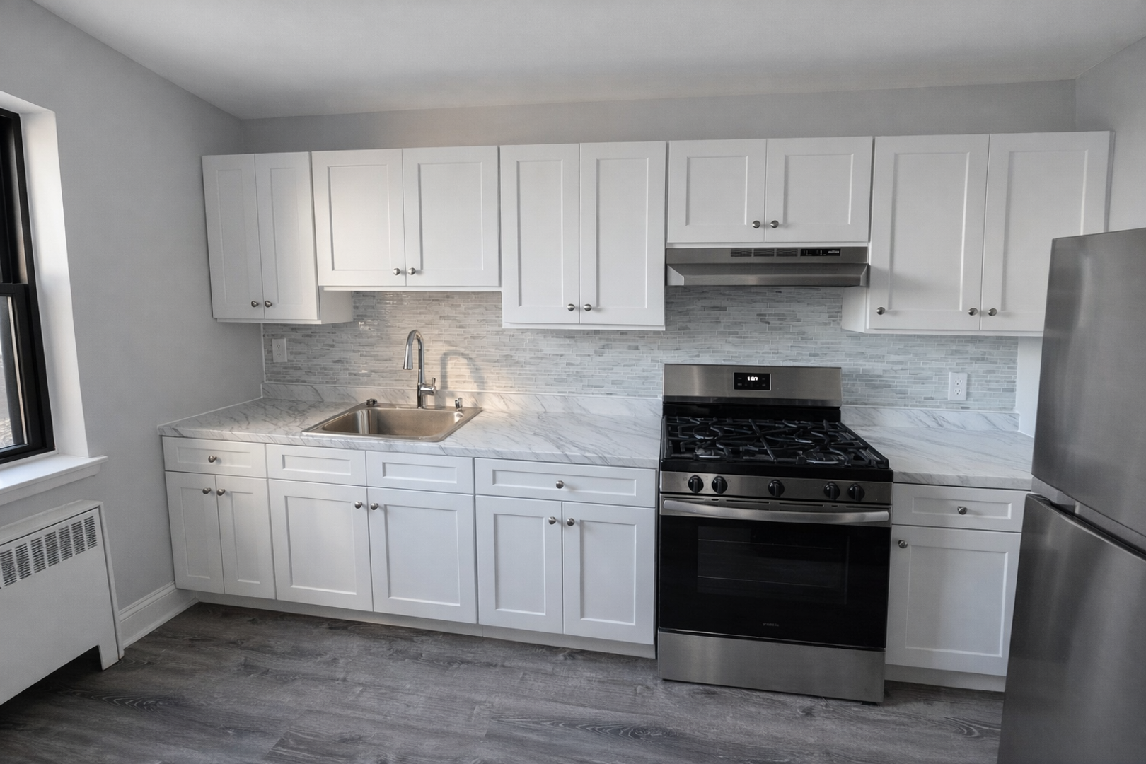 Orange Apartment: 82 High St