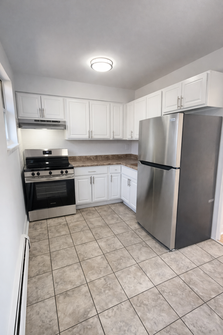 Plainfield Apartment: 643-715 East Front Street