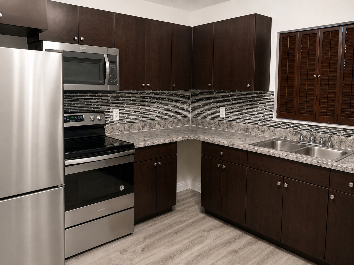 Palm Springs Apartment: 965 Manor Dr