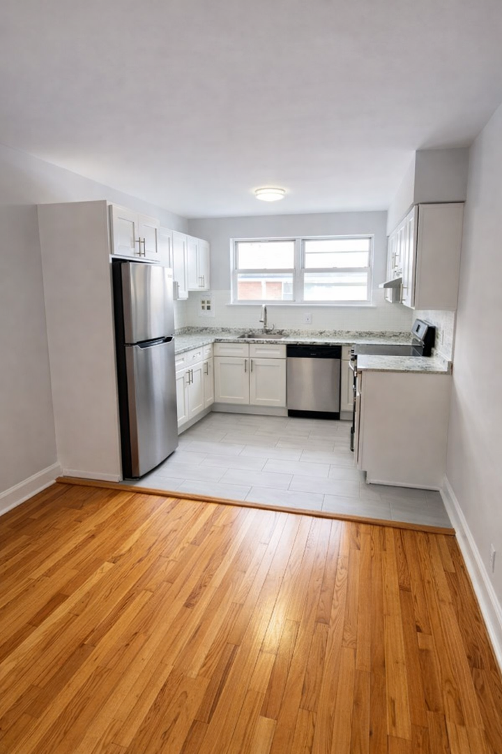 Plainfield Apartment: 643-715 East Front Street