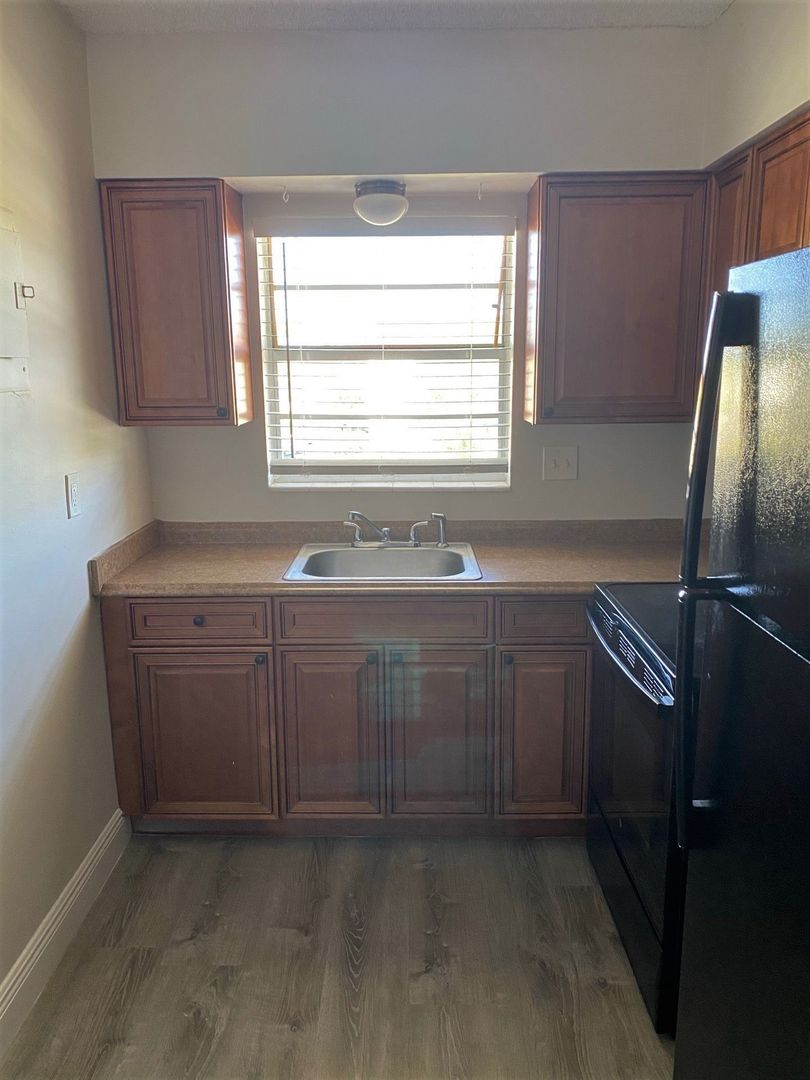 Boca Raton Apartment: 480 W Camino Real