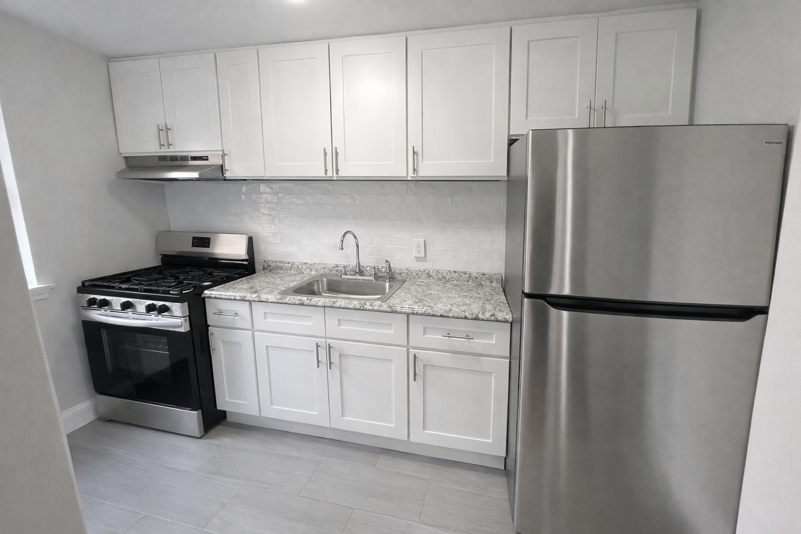 Plainfield Apartment: 802 East Front St