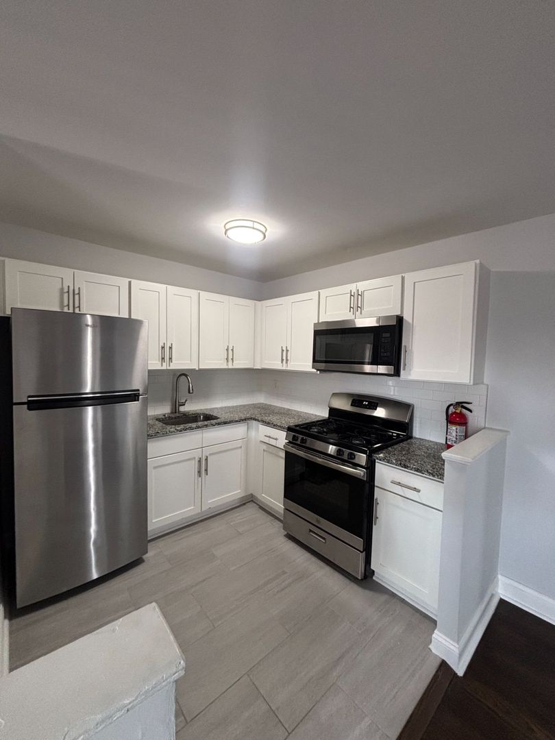 Keyport Apartment: 251 Atlantic Street