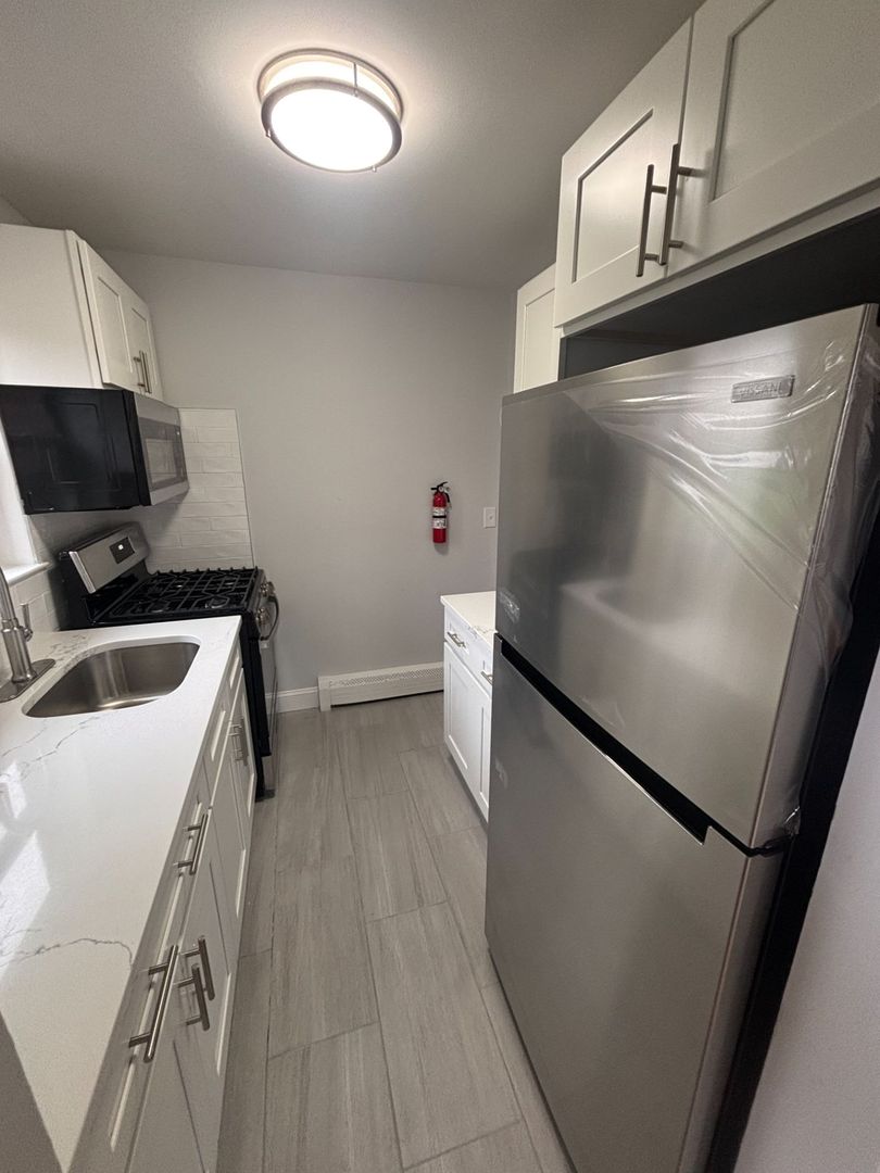 Keyport Apartment: 251 Atlantic Street