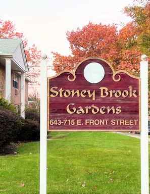 Renovated Extra Large 2 Bedroom Available for Rent within Walking Distance of Schools, Train Station – photo 1