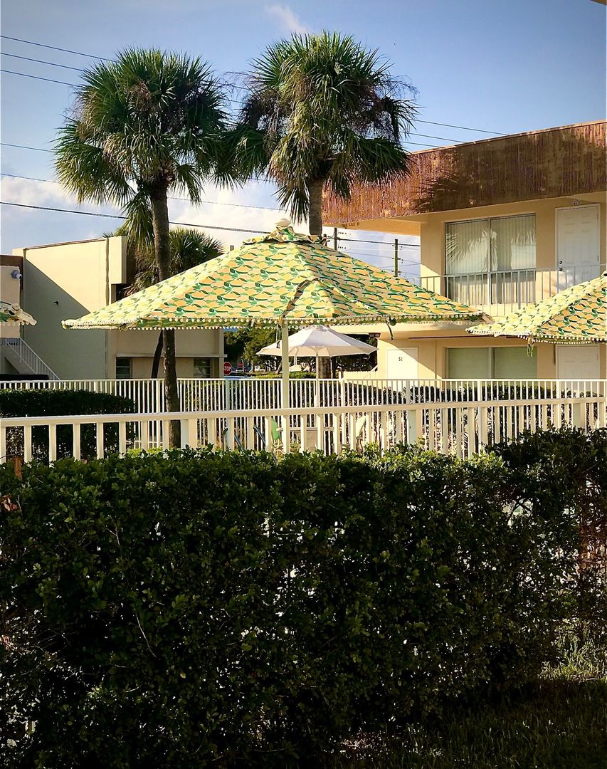 Boca Raton Apartment: 4850 NE 5th Ave