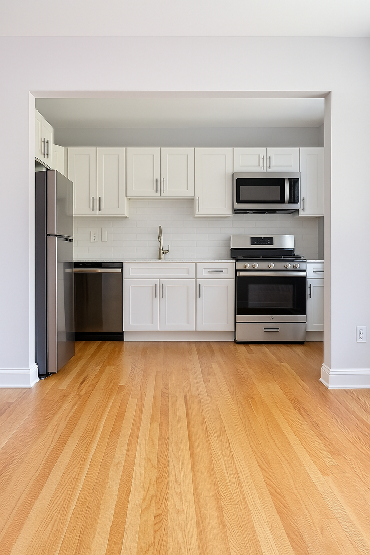 Summit Apartment: 26 Locust Drive