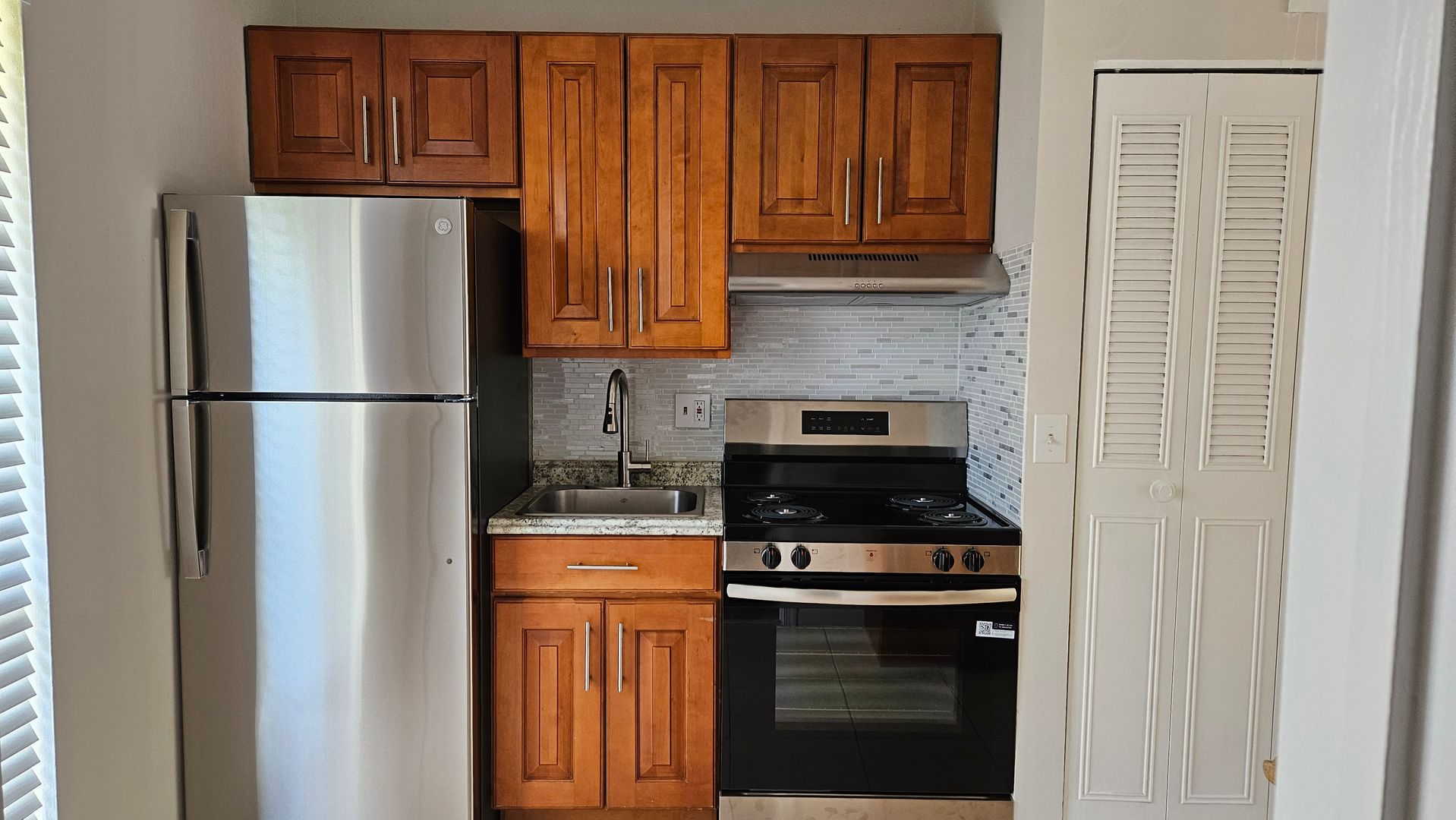 Boca Raton Apartment: 4850 NE 5th Ave