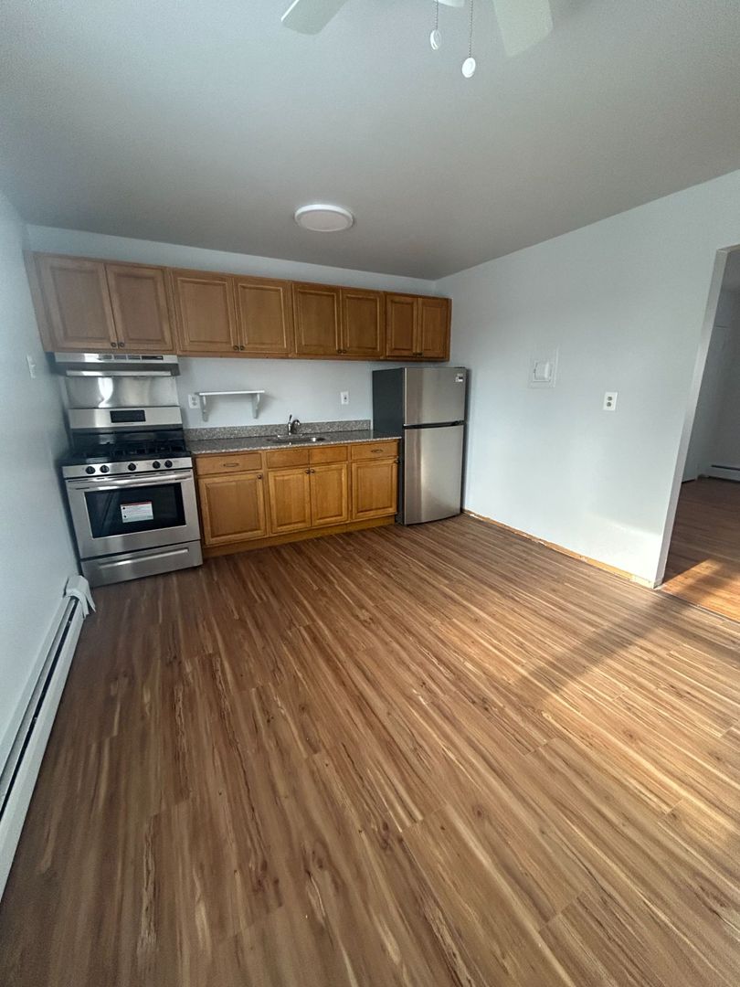 Matawan Apartment: 171 Matawan Ave