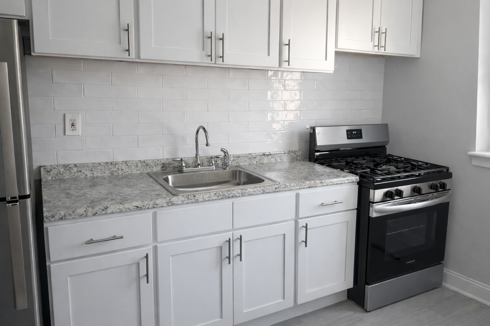 Plainfield Apartment: 802 East Front St