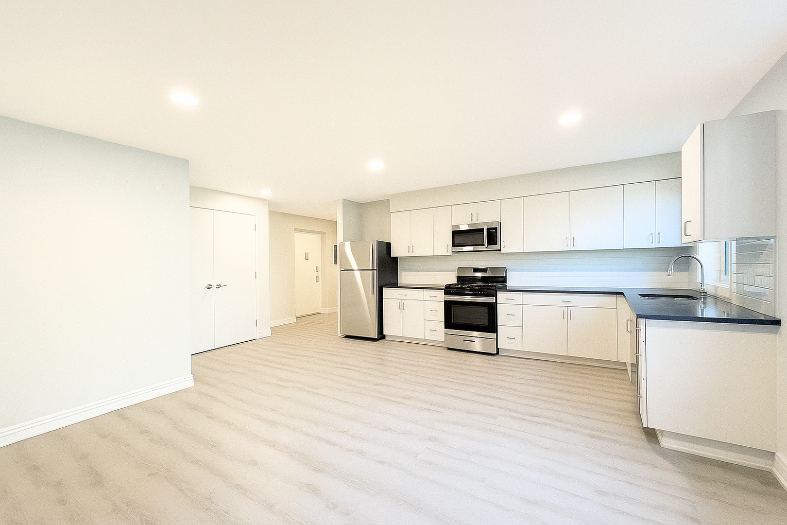 Somerville Apartment: 21 Oak Terrace