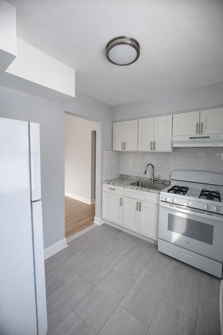 Plainfield Apartment: 716 Field Ave; 713 Liberty St