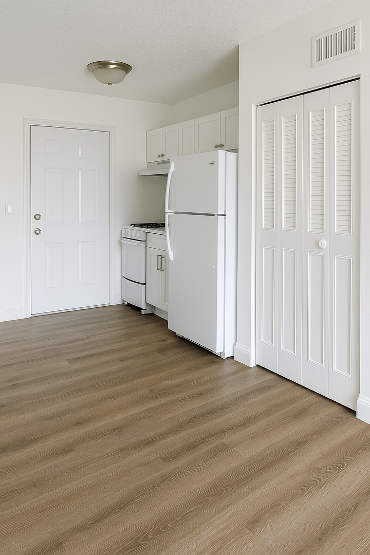 Boca Raton Apartment: 4850 NE 5th Ave