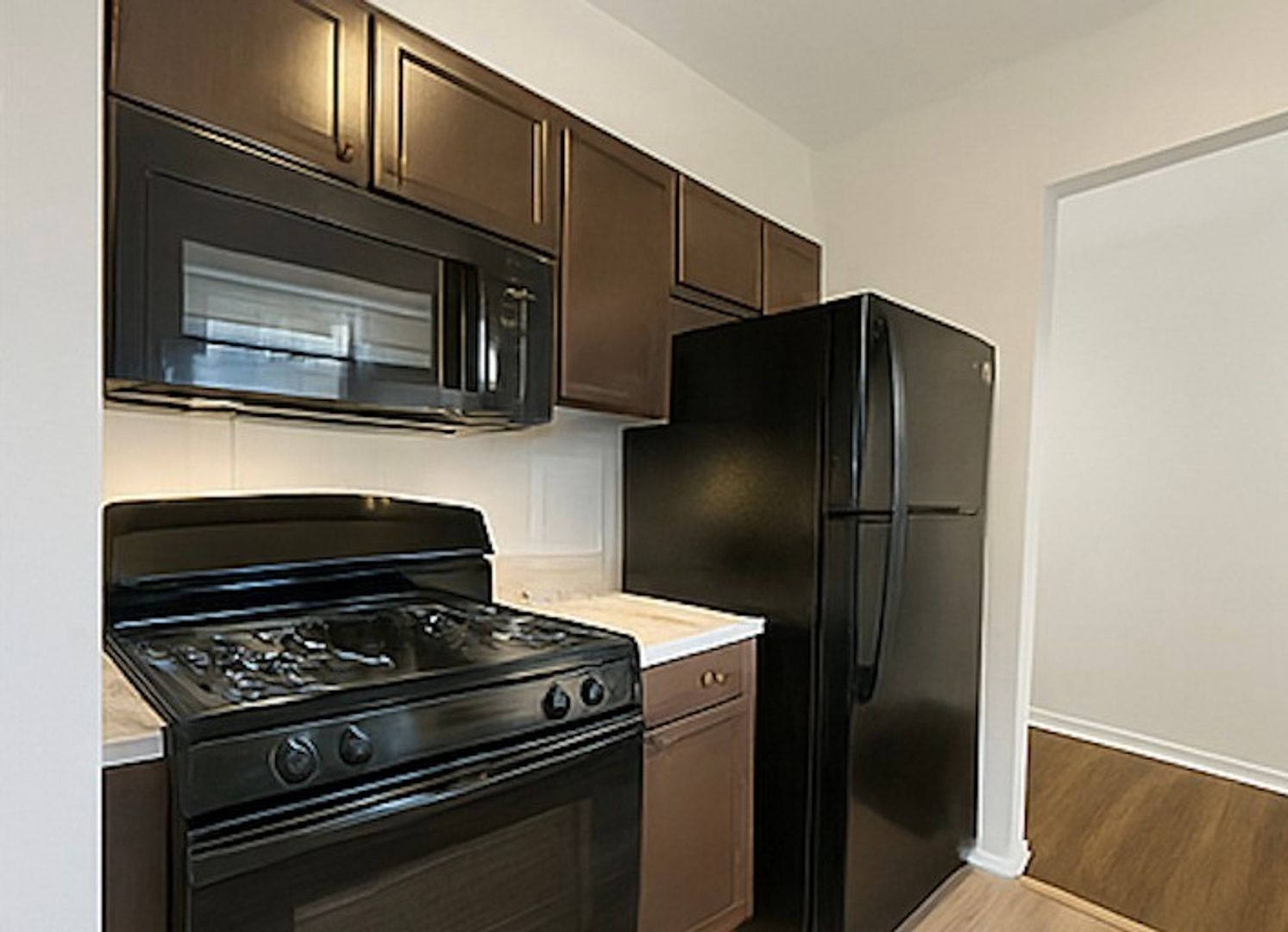 Orange Apartment: 150 Cleveland St