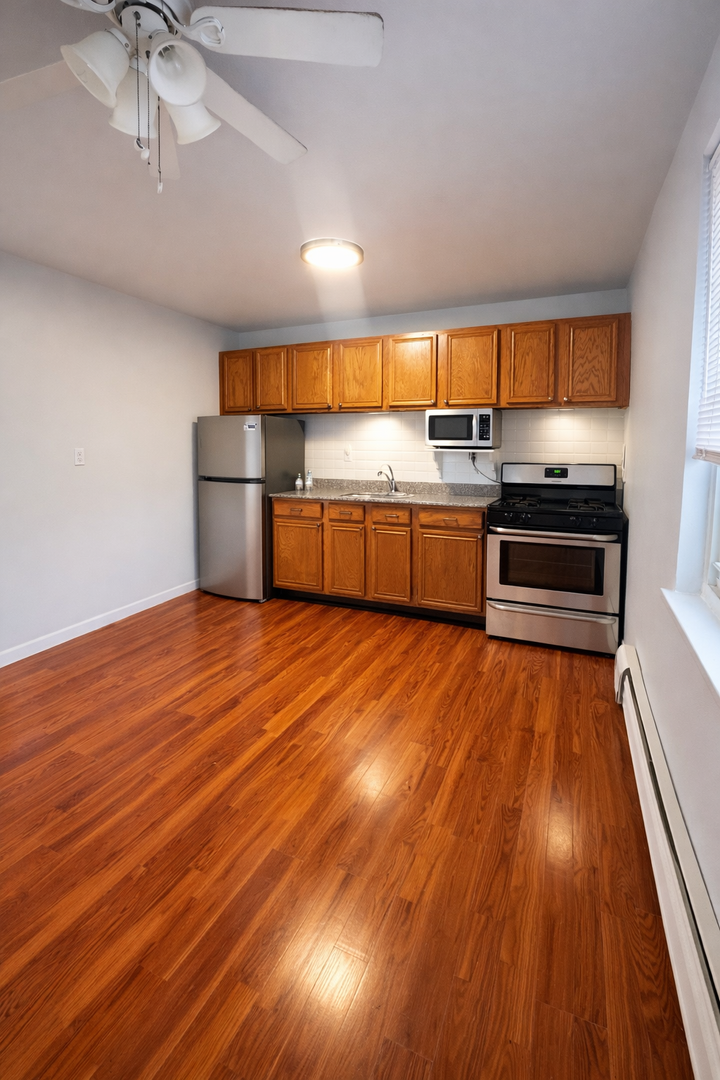 Matawan Apartment: 171 Matawan Ave