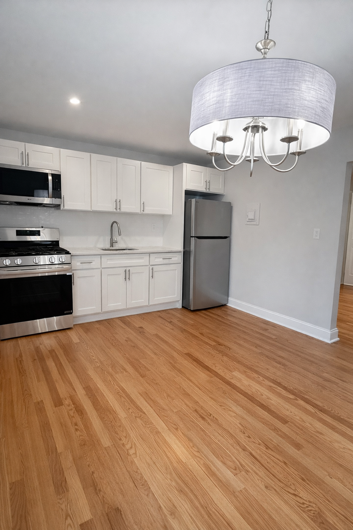 Matawan Apartment: 171 Matawan Ave