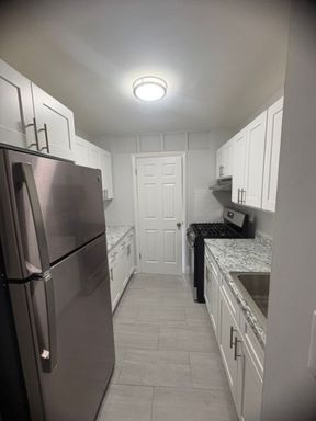 Renovated 2 Bed 1 Bath