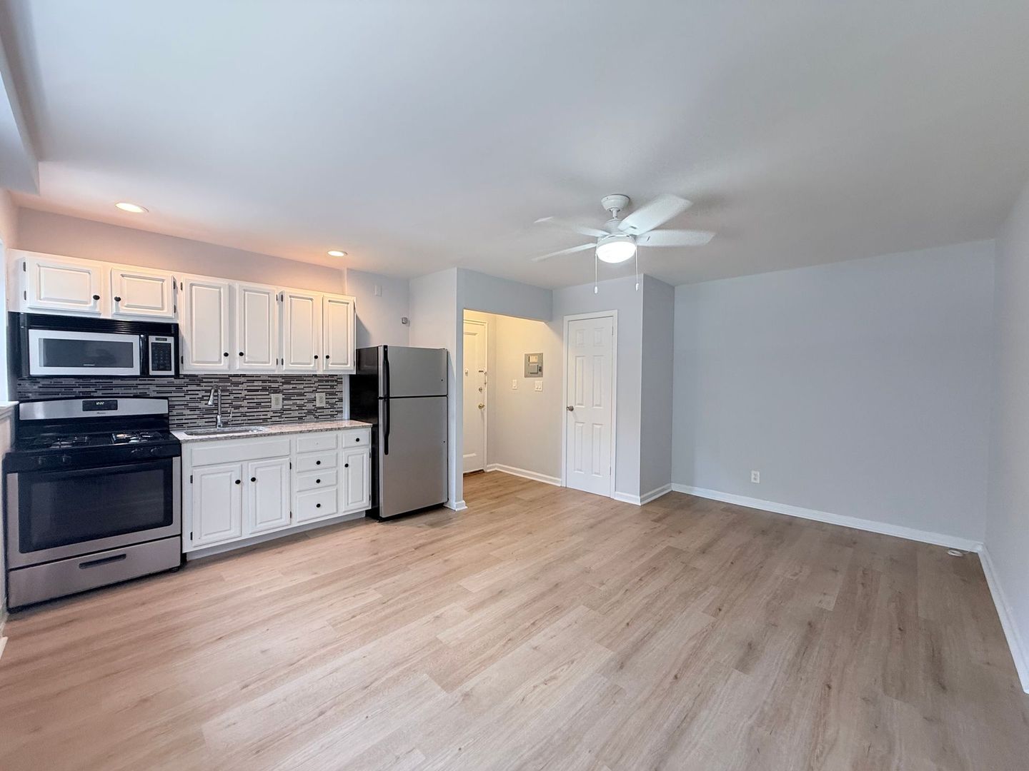 Cranford Apartment: 12-18 Riverside Drive