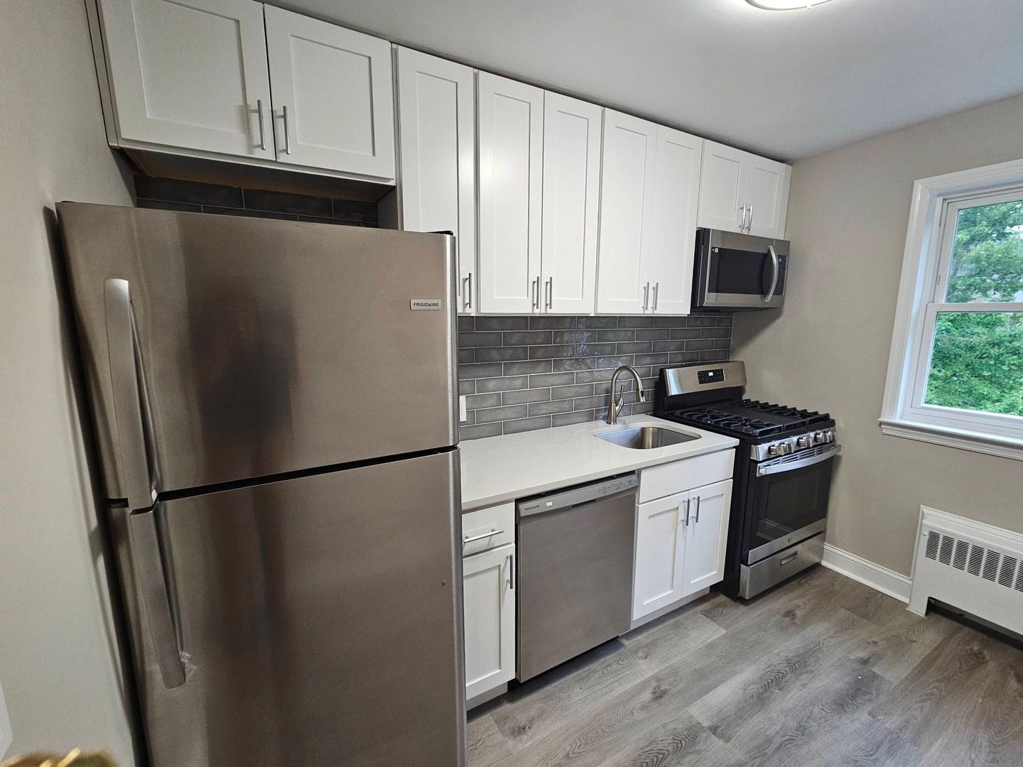 Cranford Apartment: 12-18 Riverside Drive