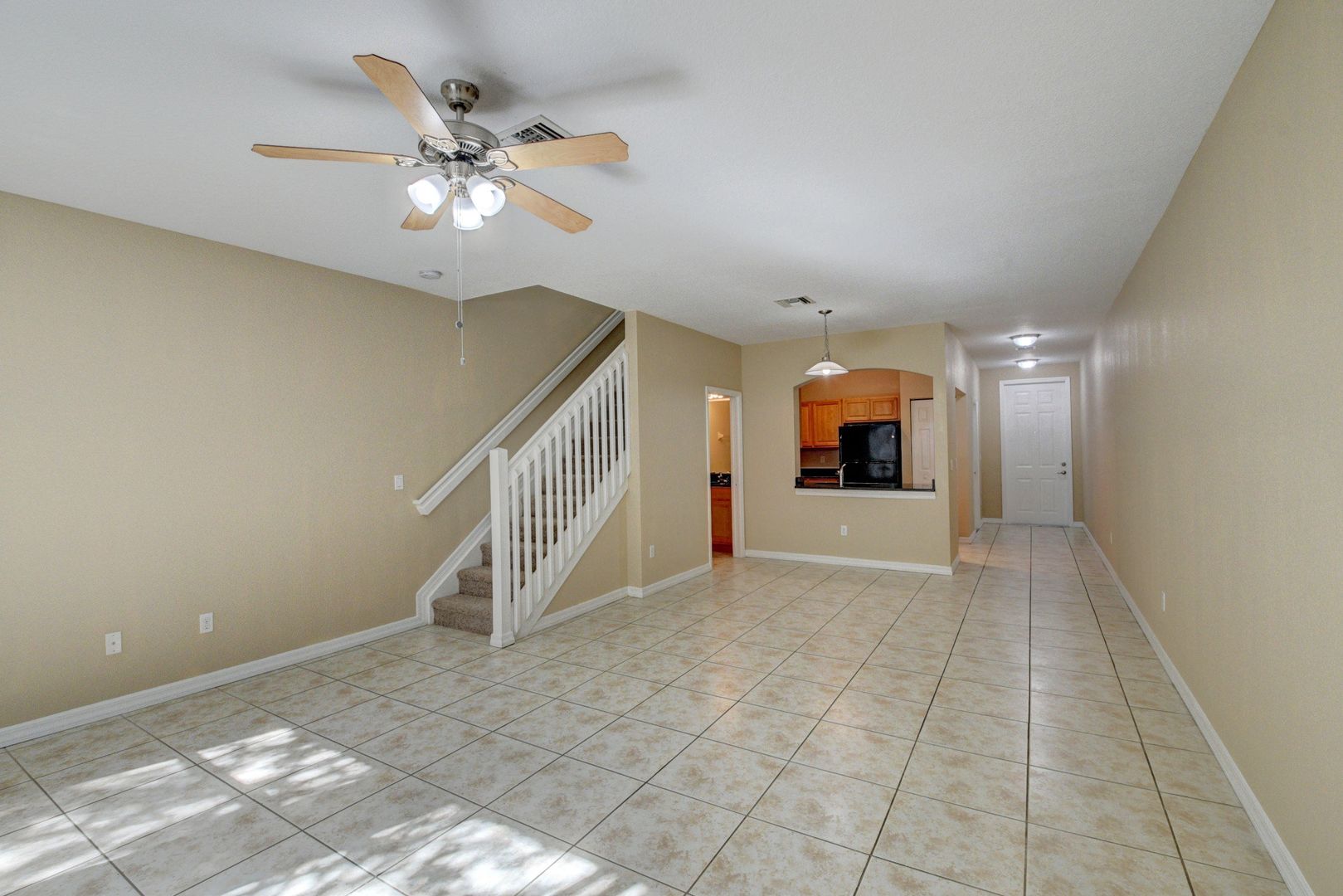 Palm Springs Apartment: 100 Williams Court,