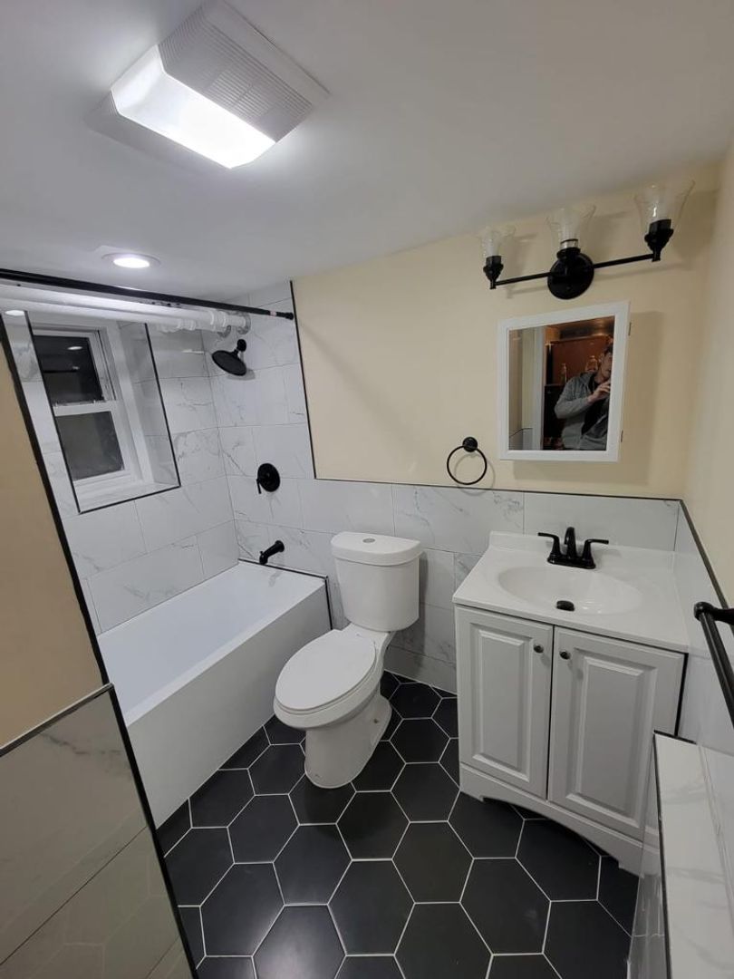 Union City Apartment: 510 10th Street