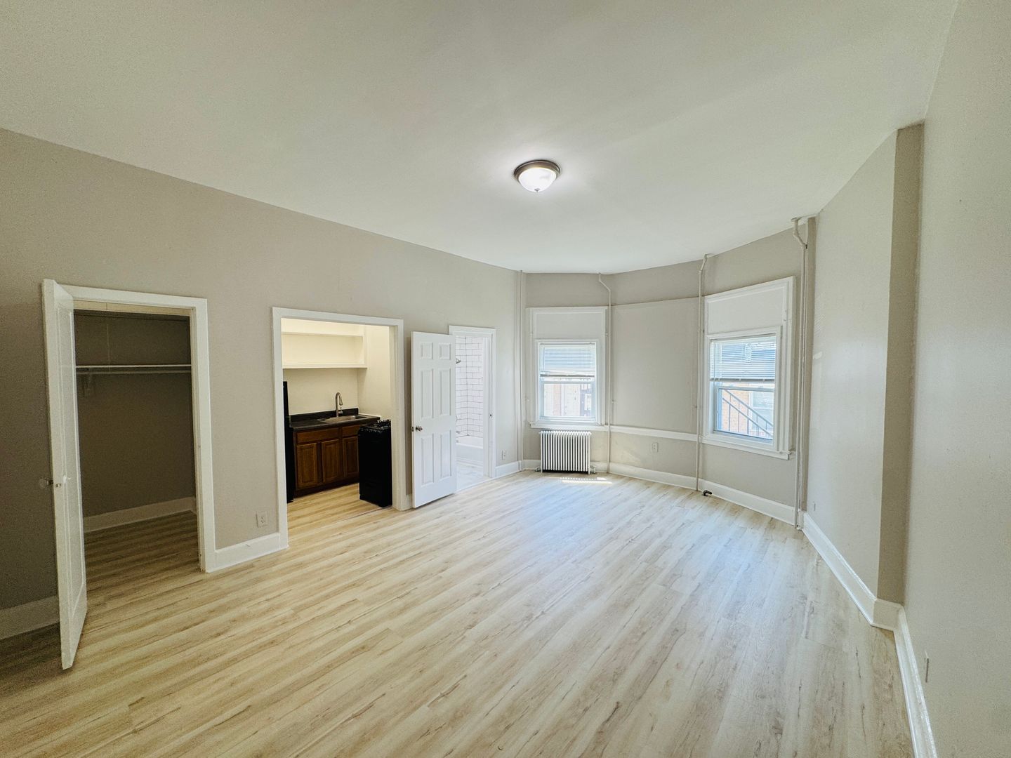 Rahway Apartment: 190-200 W Milton Avenue