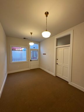Commercial Office Space - Great Location!