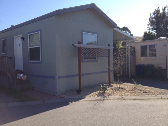 Santa Cruz Apartment: 692 38th Avenue
