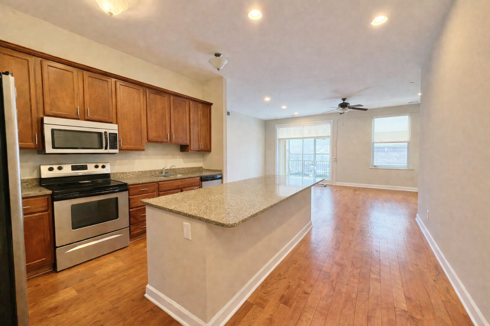 Kalamazoo Apartment: 350 S Kalamazoo Mall