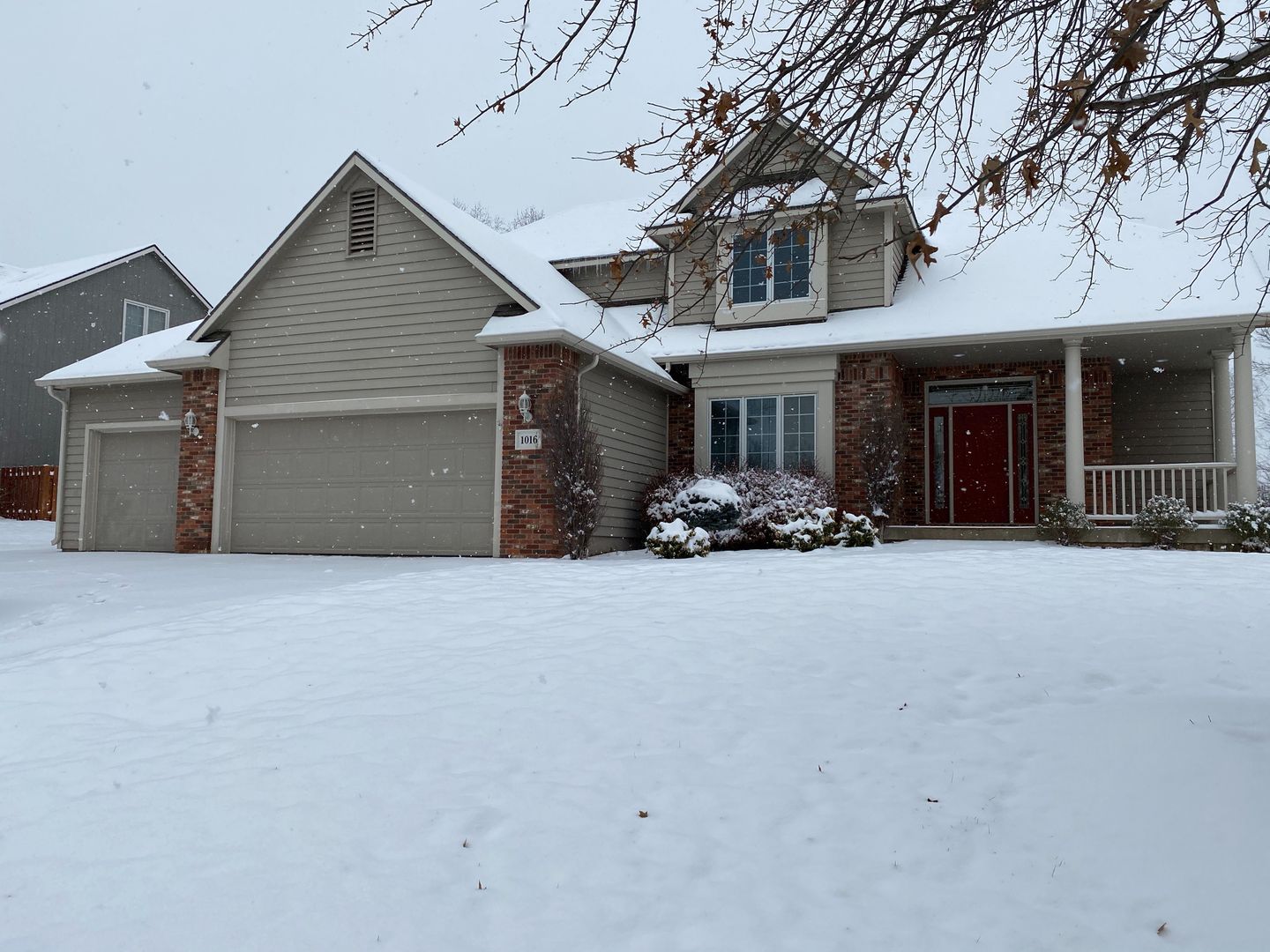 Lawrence House: 1016 Langston Ct