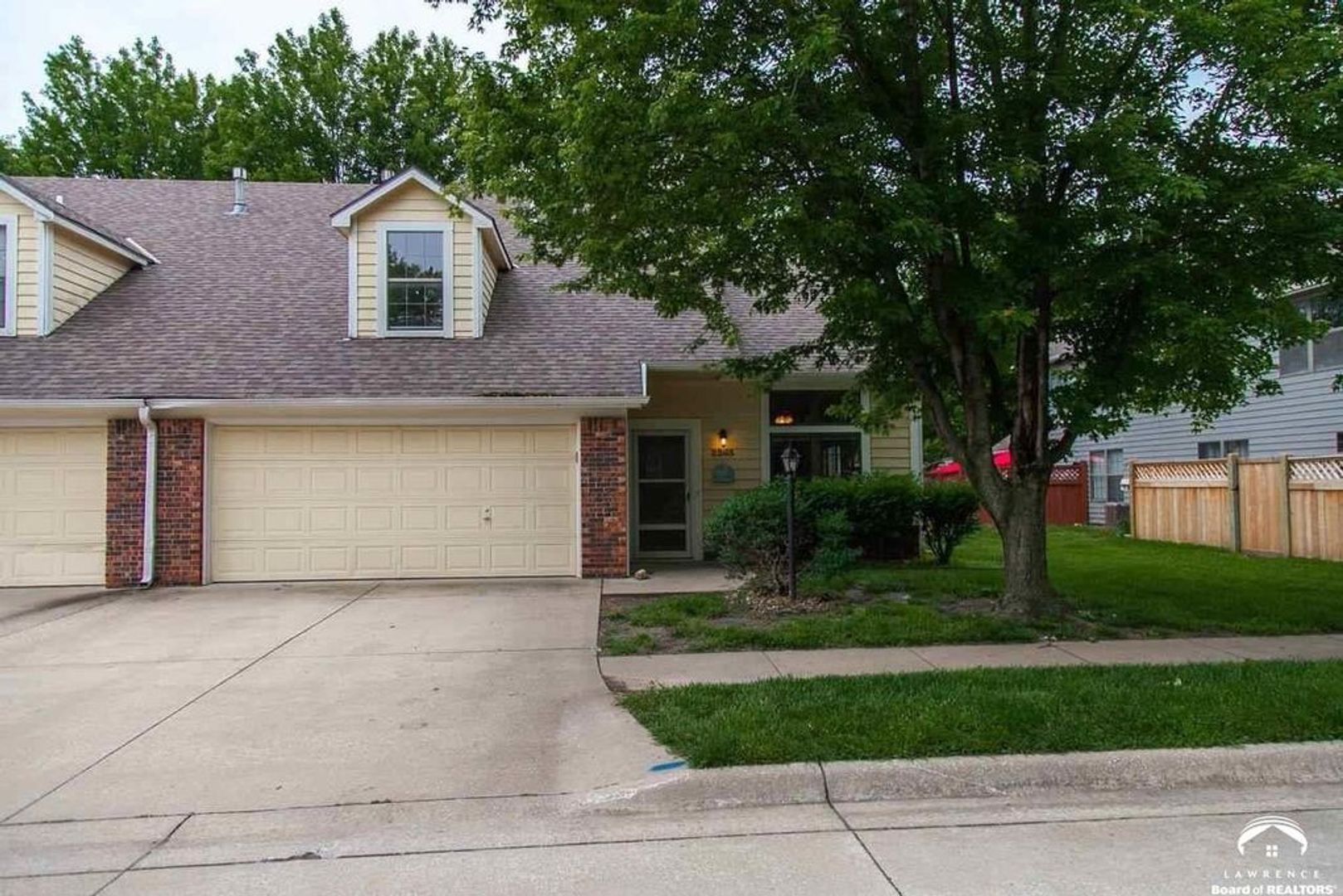 Lawrence House: 2203 Breckenridge Dr