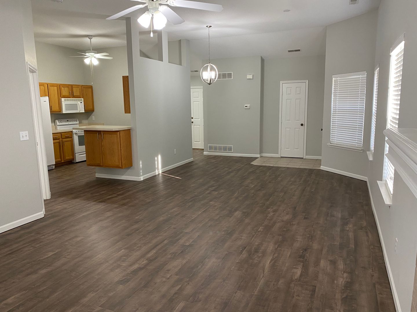 Lawrence House: 4007 W. 26th Ter